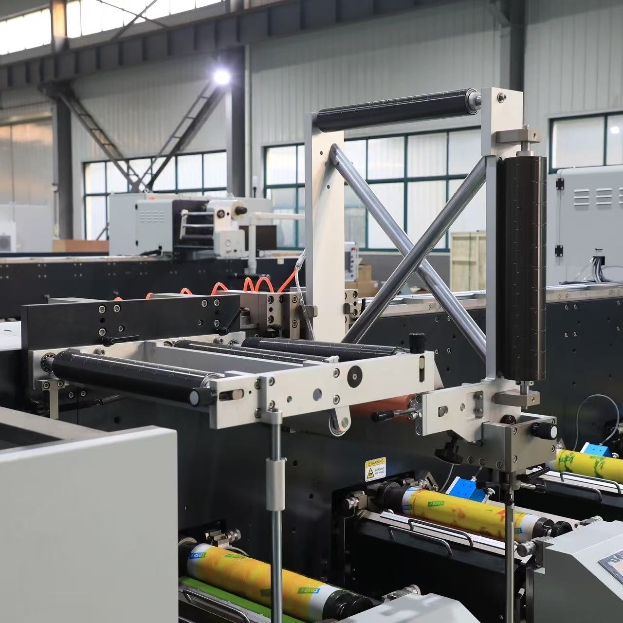 Máquina de impresión flexo en línea